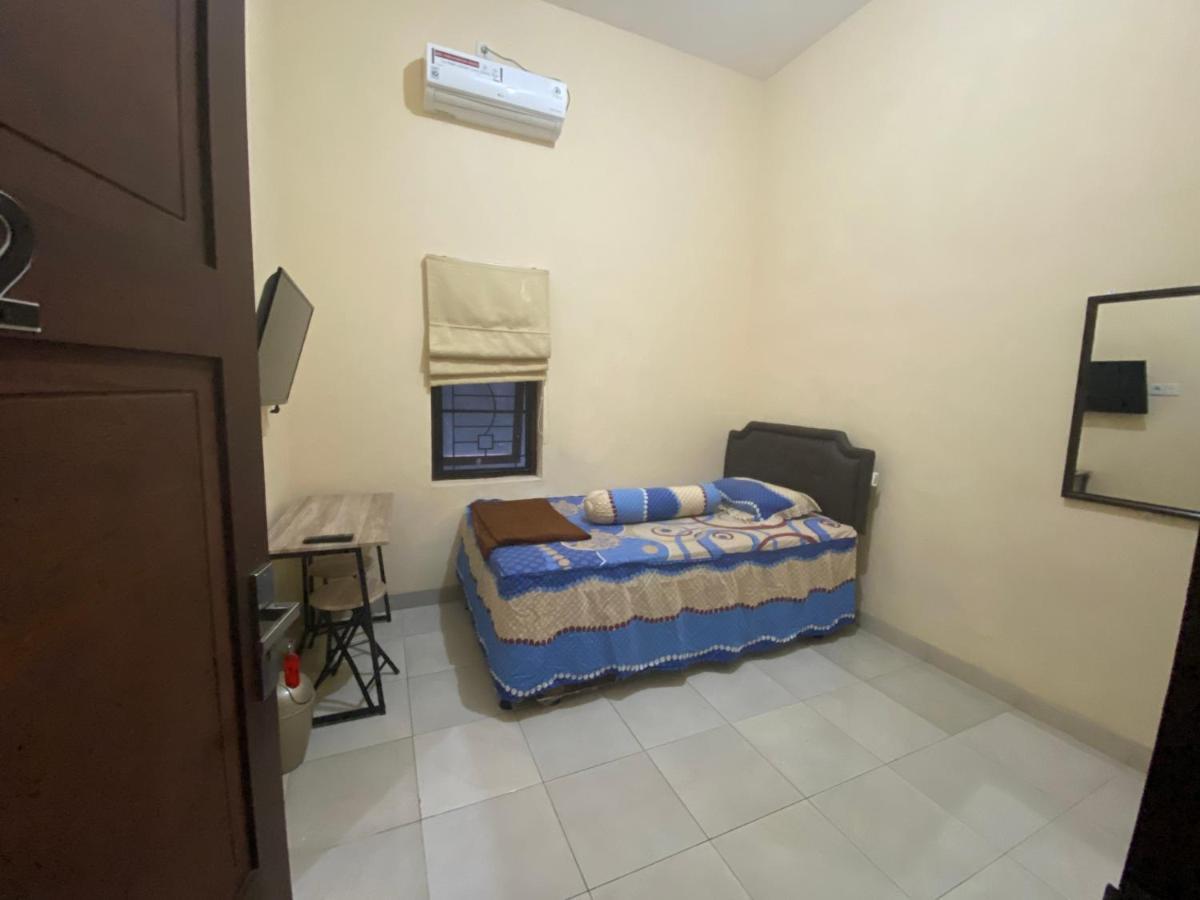 Oyo 90548 Kika Hotel 2*